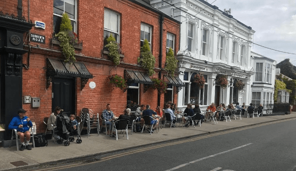 Finnegans pub, Dalkey