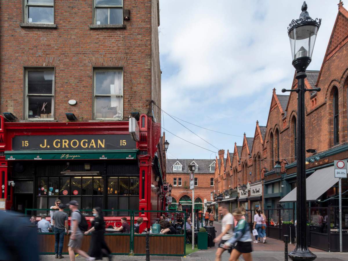 23 of the best Dublin city pubs for summer 2024 – top beer garden and outdoor&nbsp;areas