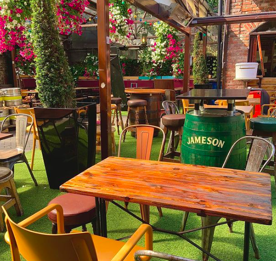 Franciscan Well beer garden in Cork 